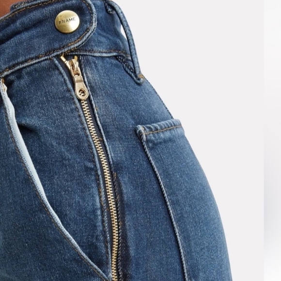 FRAME Kick Flare Jeans - Picture 2 of 15